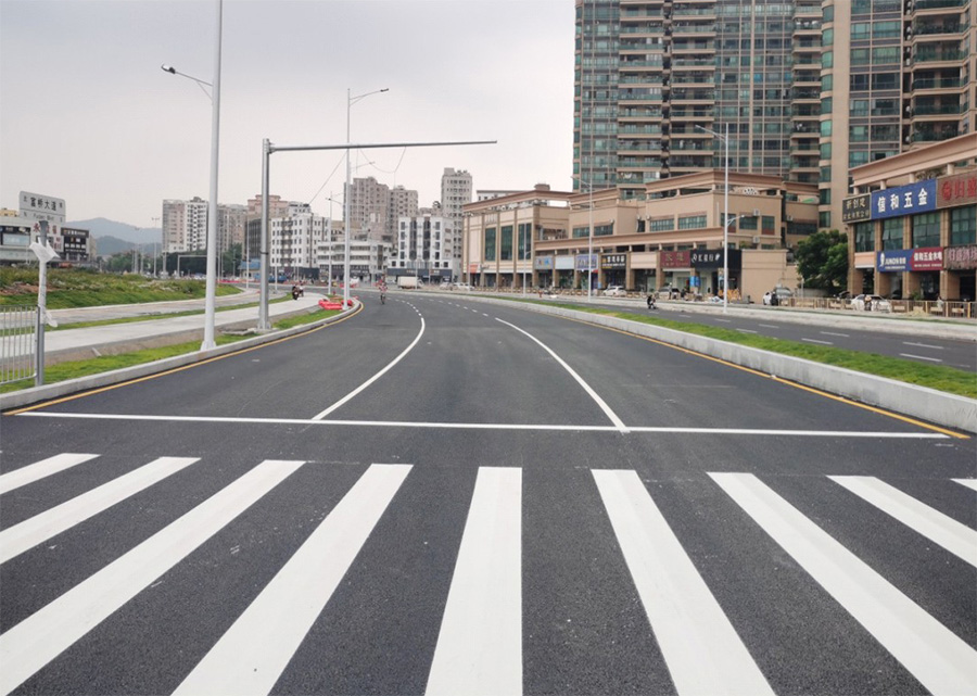 道路標(biāo)線(xiàn)